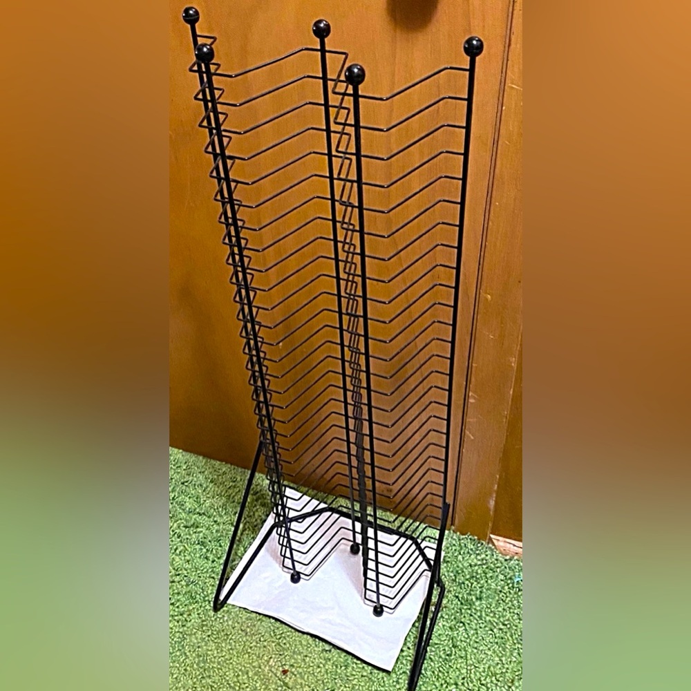 Black Metal Rack - Picture 1 of 4